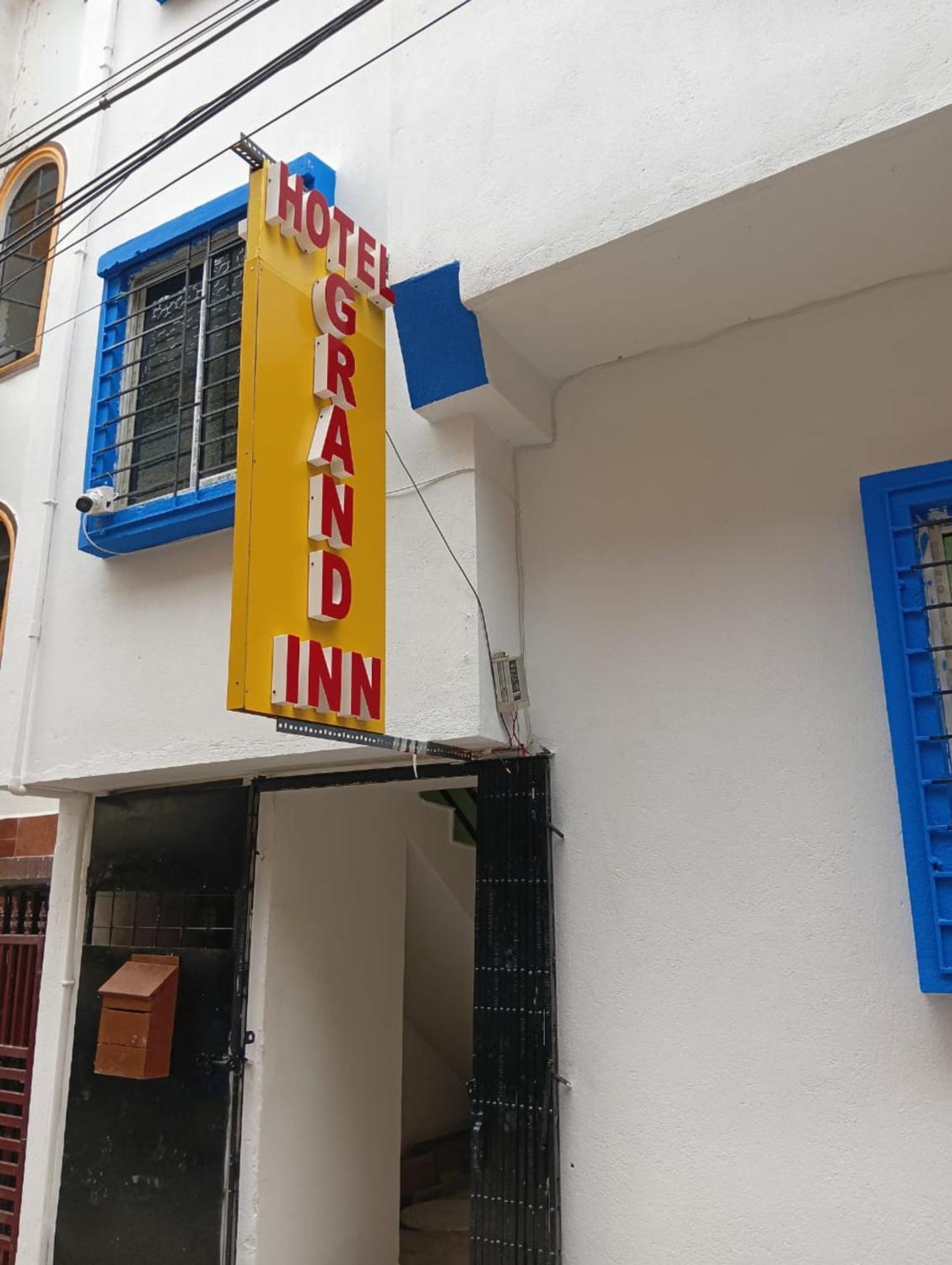 Goroomgo The Grand Inn Ruby Kolkata Exterior photo